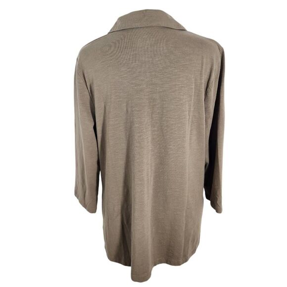 D&Co. Brown Knit Button-up Top and Tan and Pink Leaf Print Tee Size Small Bundle - Picture 5 of 9